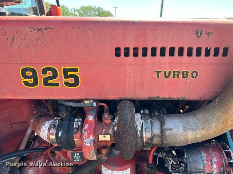 image for item KL9132 Belarus 925  tractor