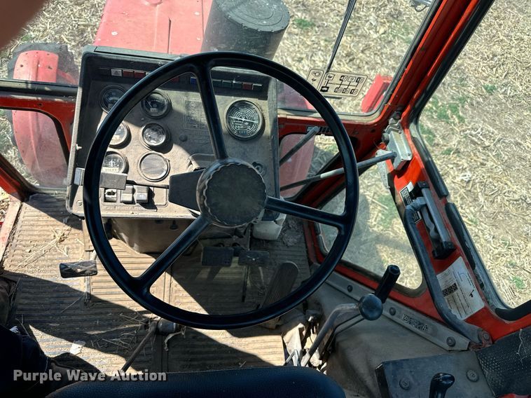 image for item KL9132 Belarus 925  tractor