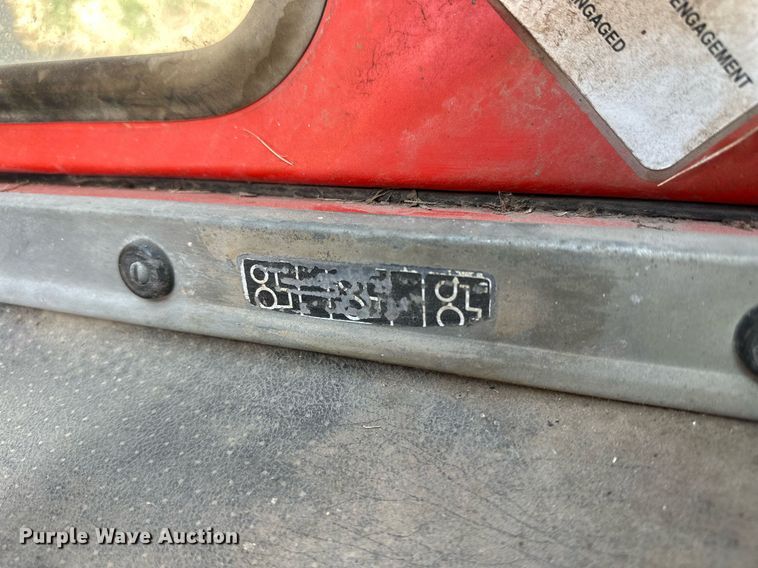 image for item KL9132 Belarus 925  tractor