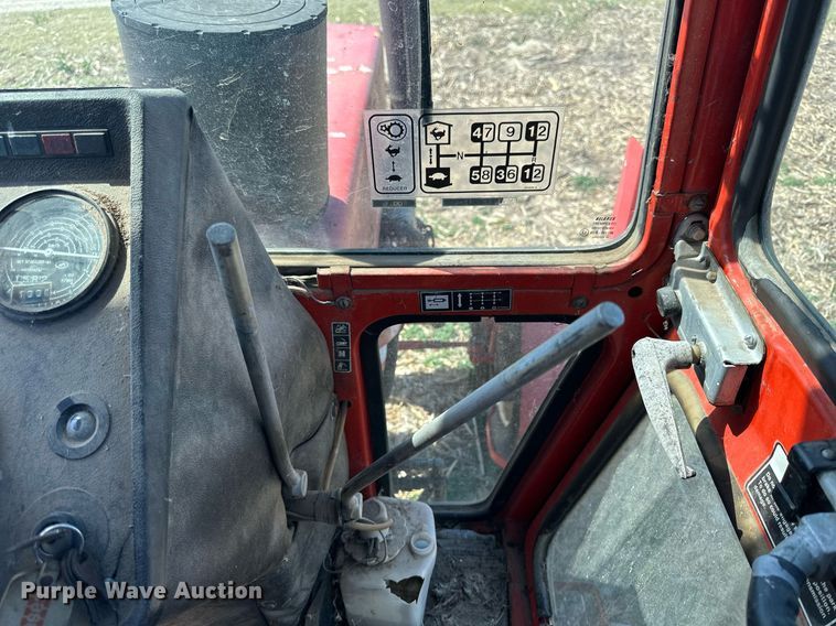 image for item KL9132 Belarus 925  tractor