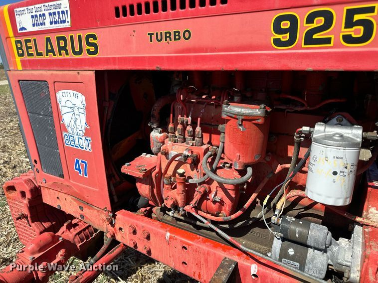 image for item KL9132 Belarus 925  tractor