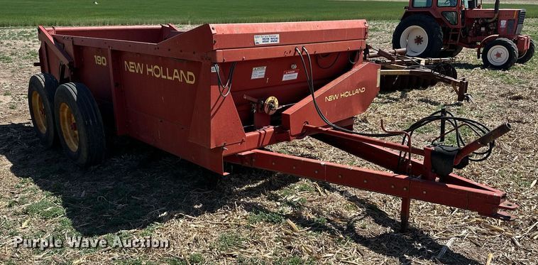 image for item KL9133 New Holland 190  manure spreader