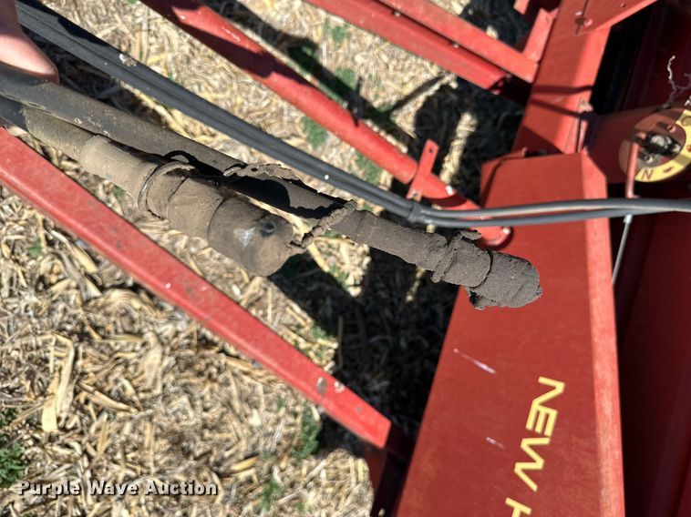 image for item KL9133 New Holland 190  manure spreader