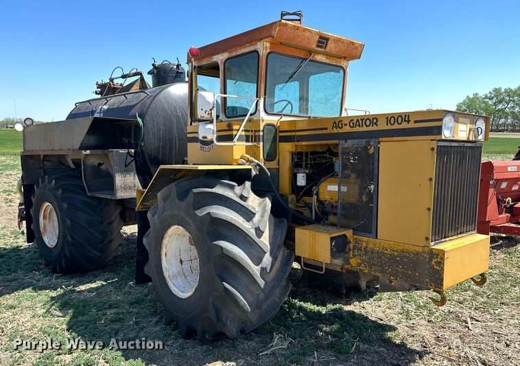 image for item KL9134 AG- Gator 1004  manure spreader truck