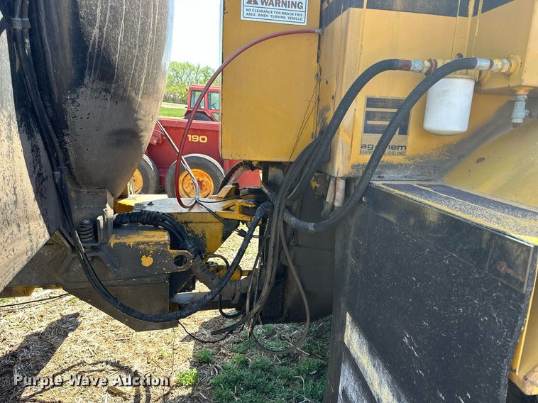image for item KL9134 AG- Gator 1004  manure spreader truck