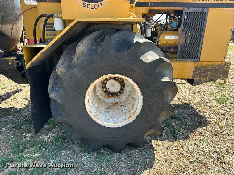 image for item KL9134 AG- Gator 1004  manure spreader truck