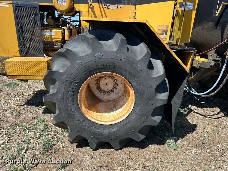 image for item KL9134 AG- Gator 1004  manure spreader truck