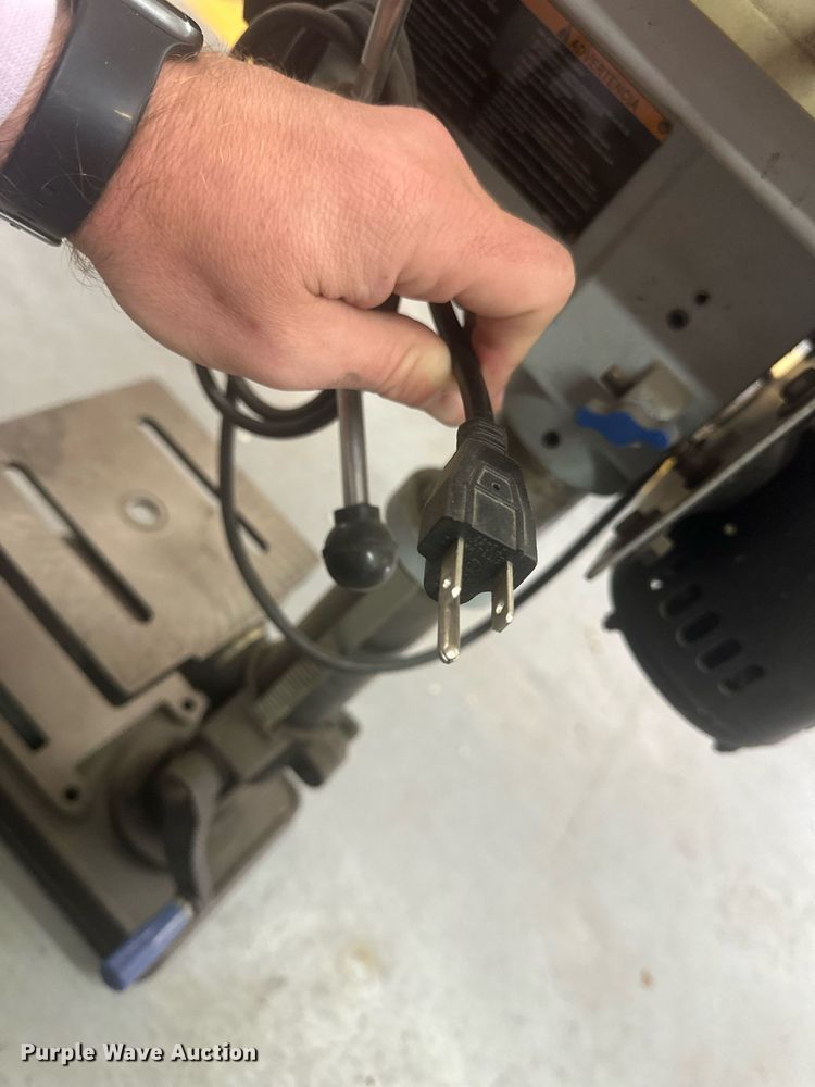 image for item KL9165 Delta ShopMaster DP200  drill press