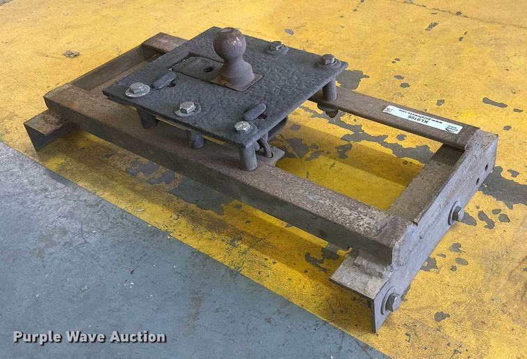 image for item KL9166 Gooseneck hitch