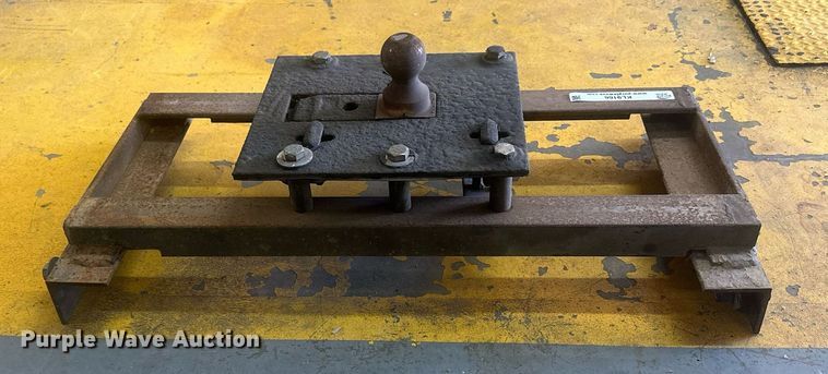 image for item KL9166 Gooseneck hitch
