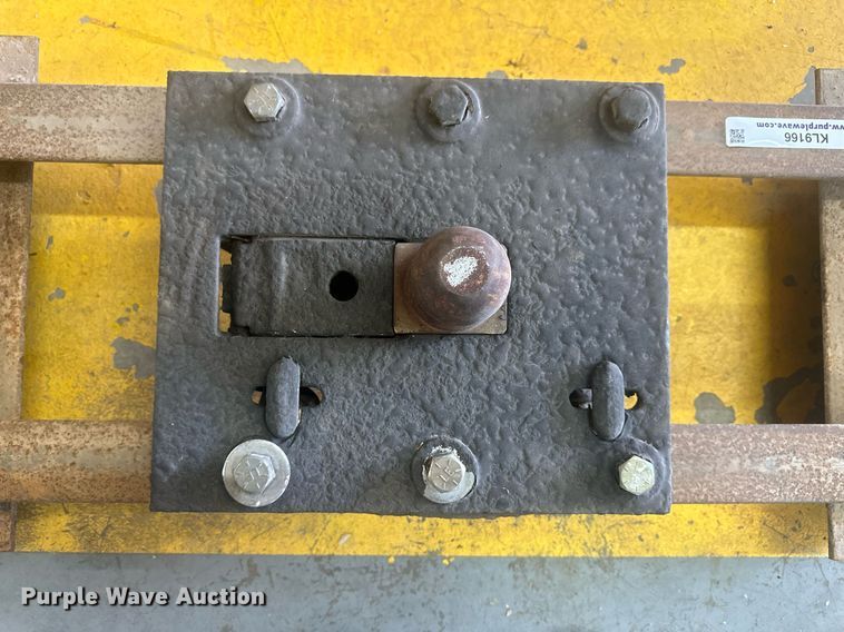 image for item KL9166 Gooseneck hitch