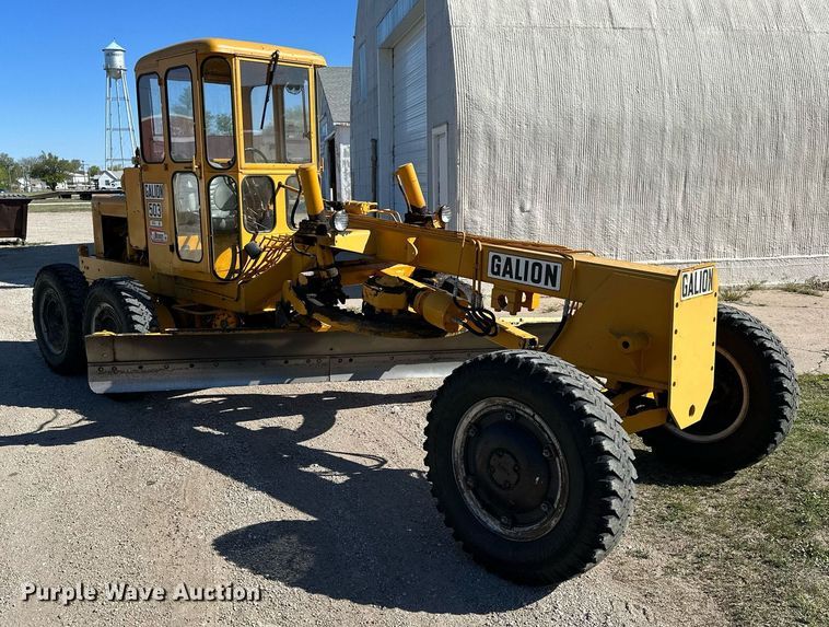 image for item KL9170 1969 Galion 503A  rigid frame motor grader