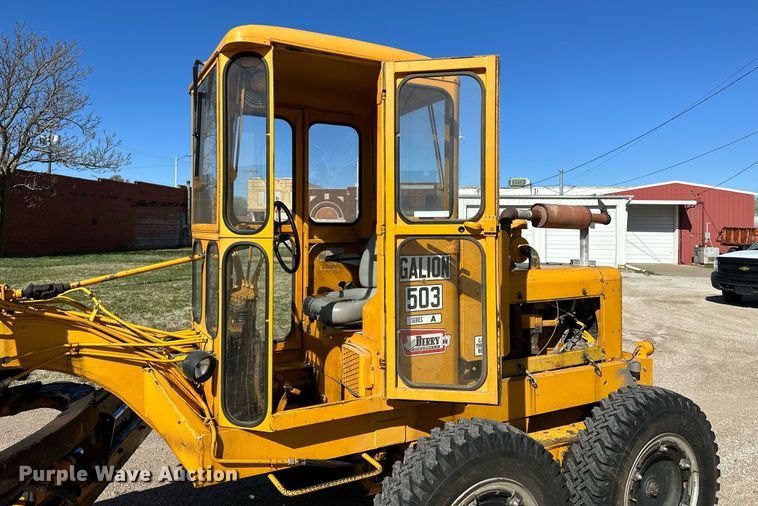 image for item KL9170 1969 Galion 503A  rigid frame motor grader