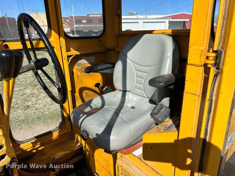 image for item KL9170 1969 Galion 503A  rigid frame motor grader