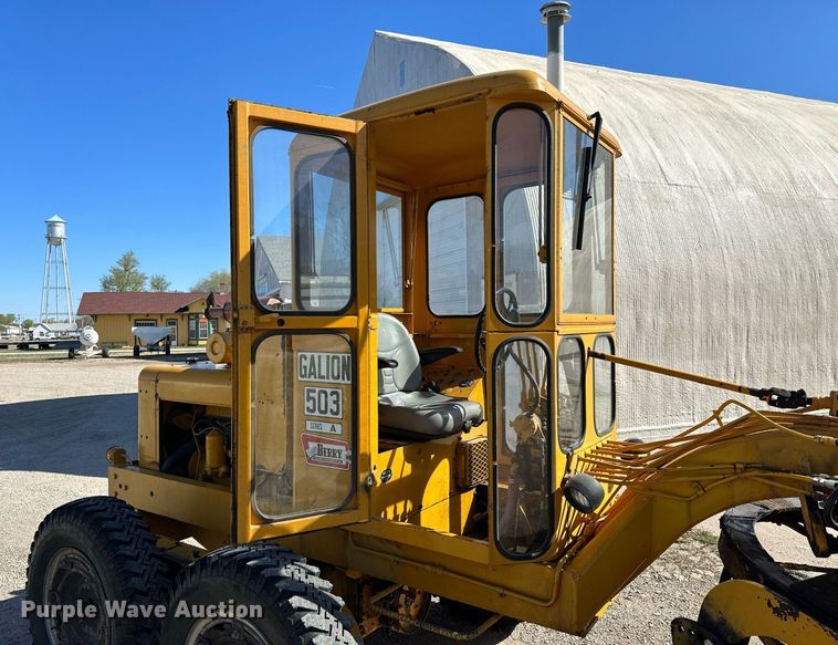 image for item KL9170 1969 Galion 503A  rigid frame motor grader