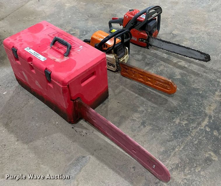 image for item KL9207 (2) chainsaws