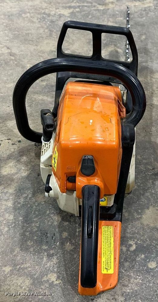 image for item KL9207 (2) chainsaws