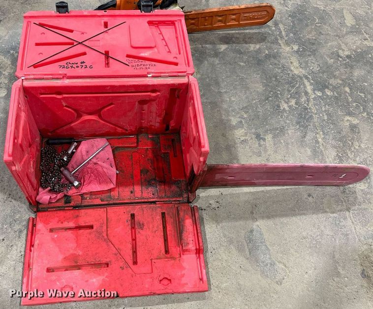 image for item KL9207 (2) chainsaws