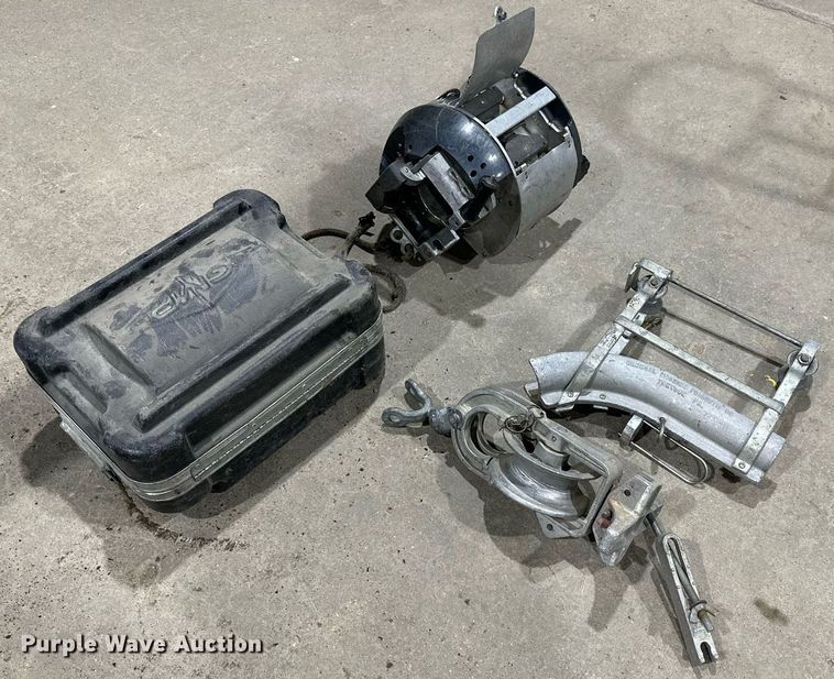 image for item KL9208 Apollo  cable lasher