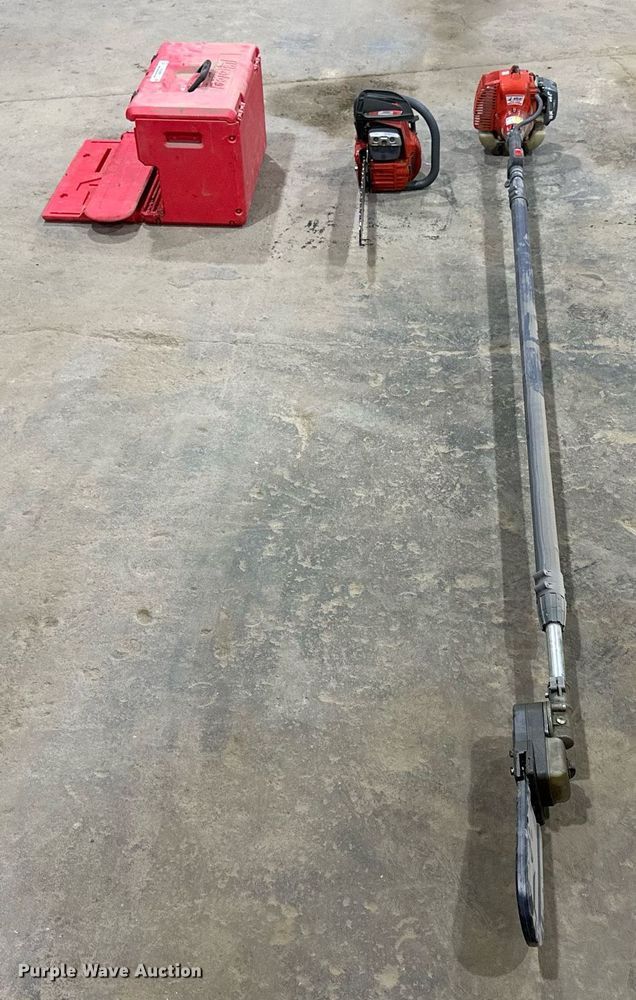 image for item KL9209 (2) chainsaws