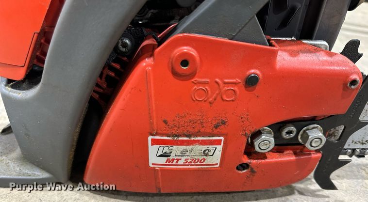 image for item KL9209 (2) chainsaws