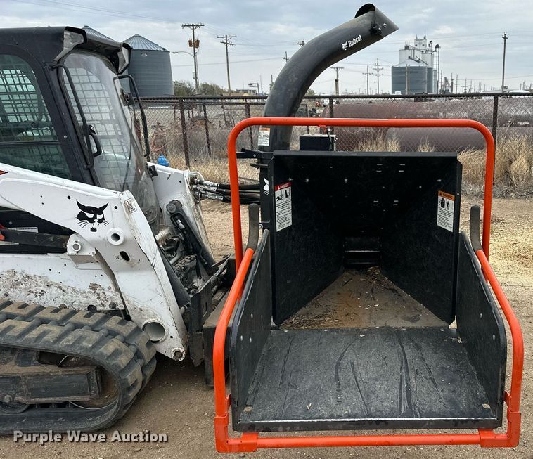 image for item KL9211 2013 Bobcat WC-8BCHIPPER  skid steer wood chipper