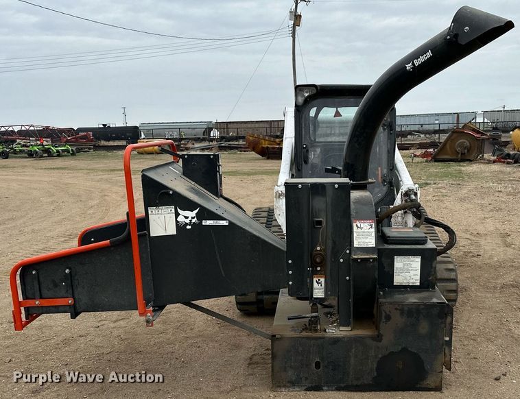 image for item KL9211 2013 Bobcat WC-8BCHIPPER  skid steer wood chipper
