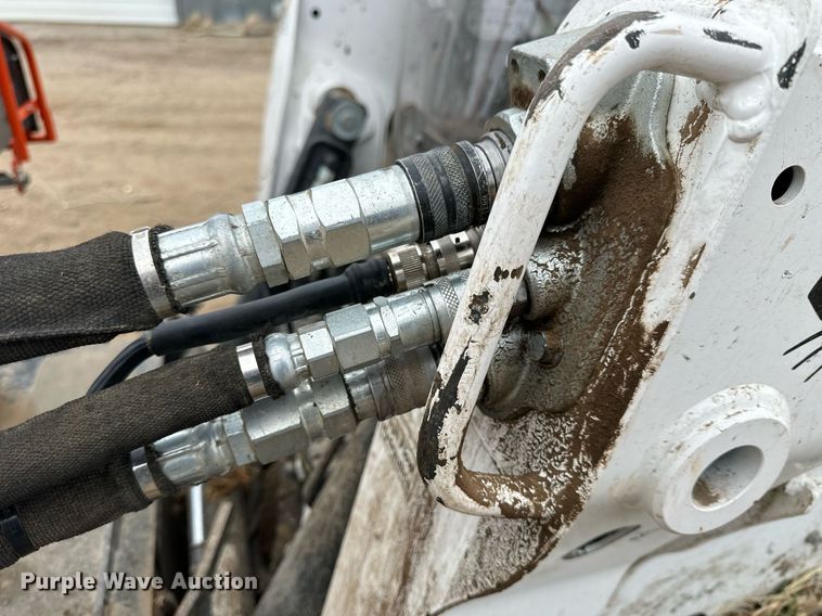 image for item KL9211 2013 Bobcat WC-8BCHIPPER  skid steer wood chipper