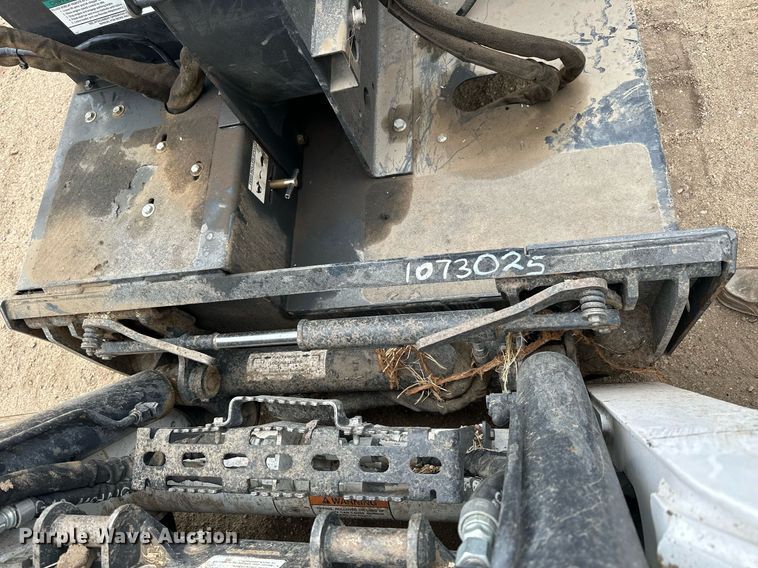 image for item KL9211 2013 Bobcat WC-8BCHIPPER  skid steer wood chipper