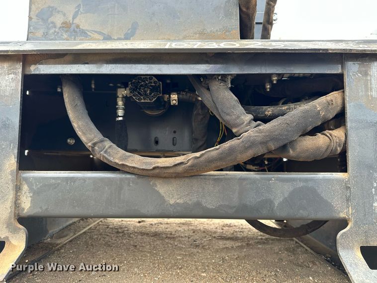 image for item KL9211 2013 Bobcat WC-8BCHIPPER  skid steer wood chipper