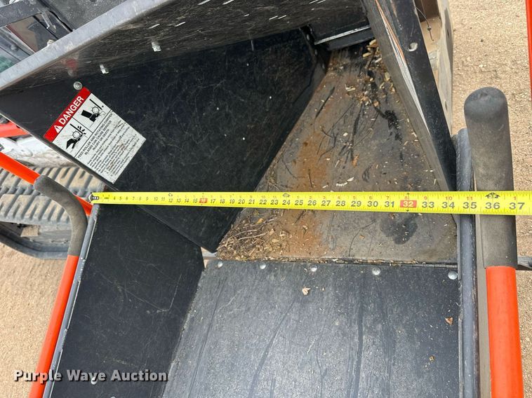 image for item KL9211 2013 Bobcat WC-8BCHIPPER  skid steer wood chipper