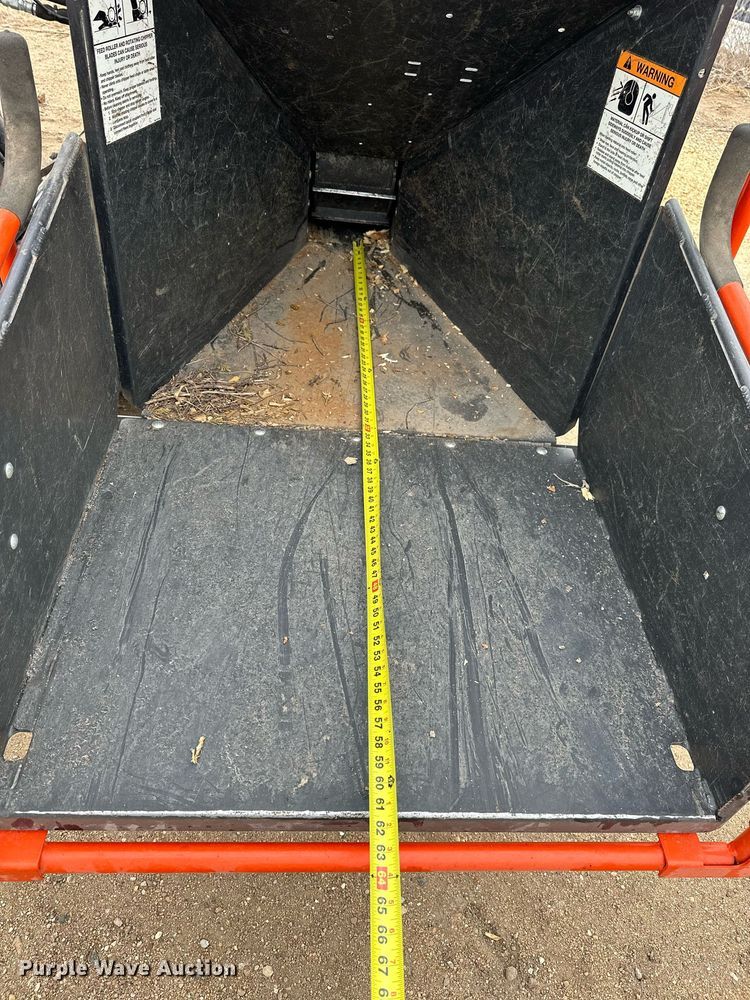 image for item KL9211 2013 Bobcat WC-8BCHIPPER  skid steer wood chipper