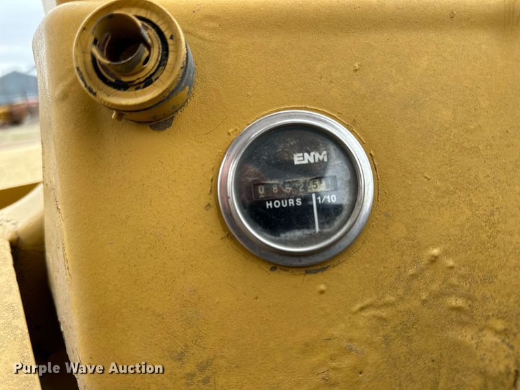 image for item KL9212 1979 Caterpillar 613B  elevating scraper