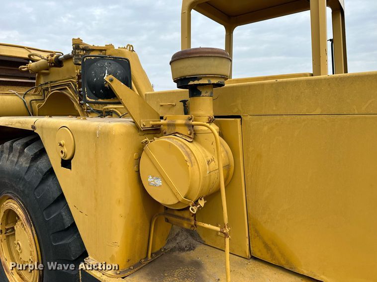 image for item KL9212 1979 Caterpillar 613B  elevating scraper