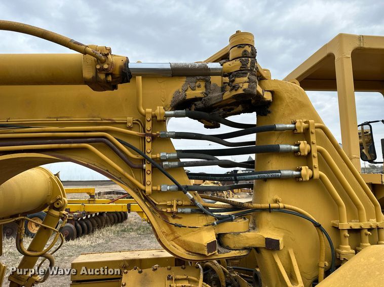 image for item KL9212 1979 Caterpillar 613B  elevating scraper