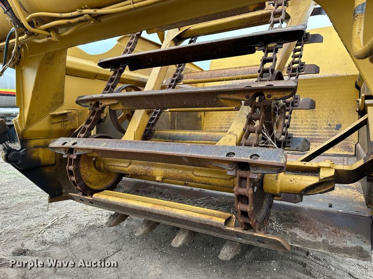 image for item KL9212 1979 Caterpillar 613B  elevating scraper