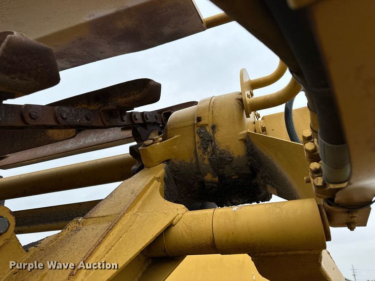 image for item KL9212 1979 Caterpillar 613B  elevating scraper