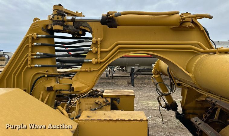 image for item KL9212 1979 Caterpillar 613B  elevating scraper