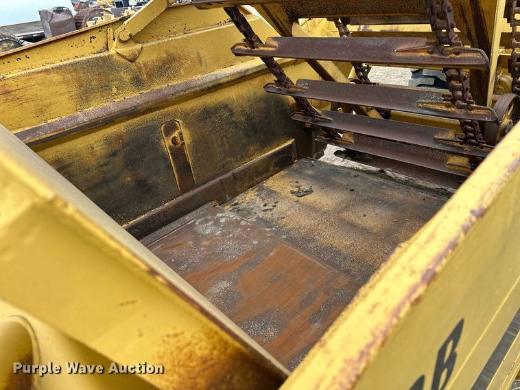 image for item KL9212 1979 Caterpillar 613B  elevating scraper