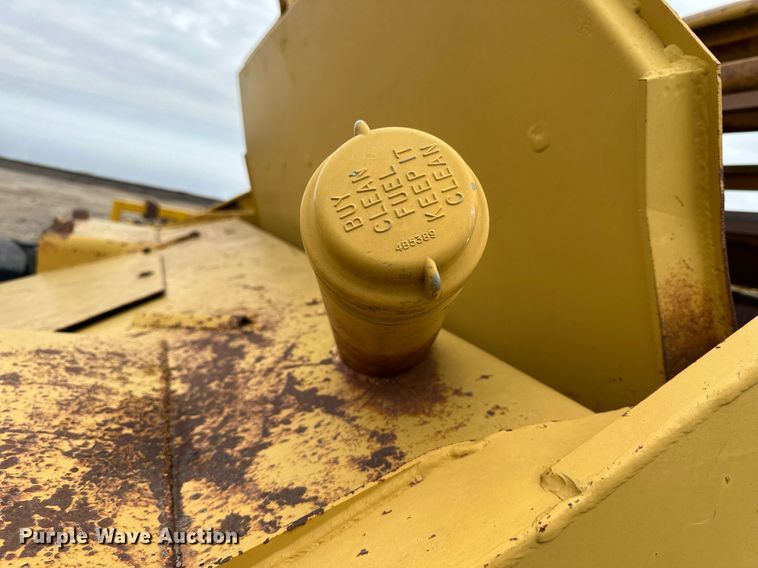 image for item KL9212 1979 Caterpillar 613B  elevating scraper