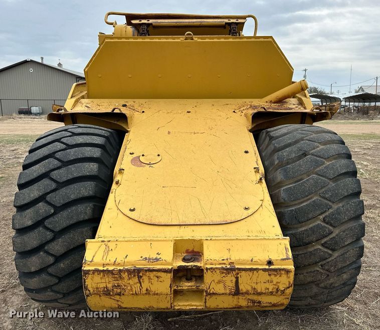image for item KL9212 1979 Caterpillar 613B  elevating scraper