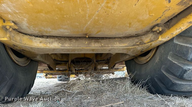 image for item KL9212 1979 Caterpillar 613B  elevating scraper