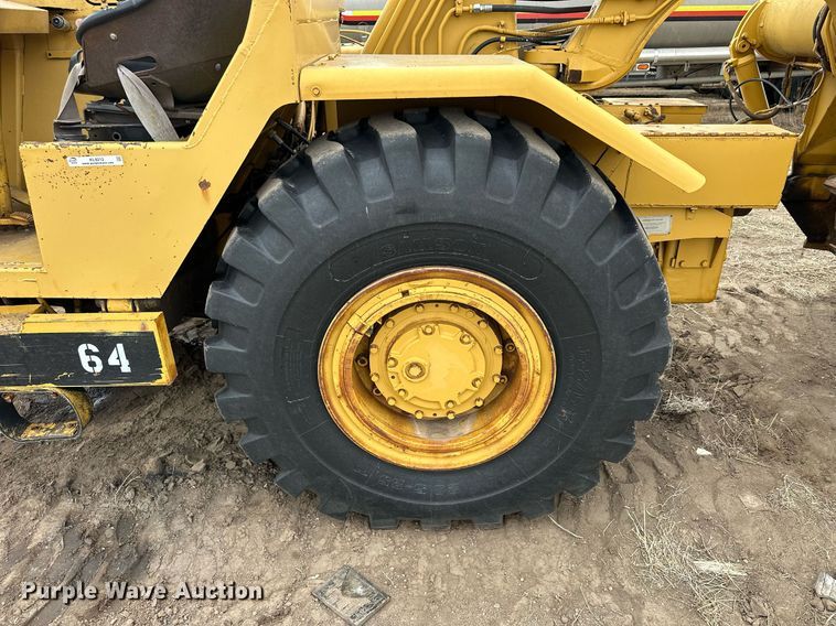 image for item KL9212 1979 Caterpillar 613B  elevating scraper