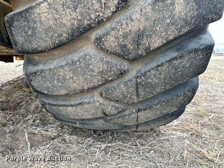 image for item KL9212 1979 Caterpillar 613B  elevating scraper