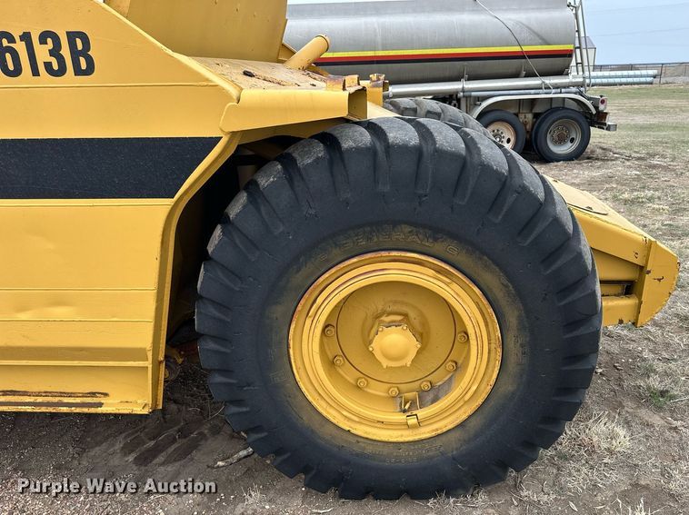 image for item KL9212 1979 Caterpillar 613B  elevating scraper