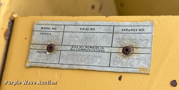 image for item KL9212 1979 Caterpillar 613B  elevating scraper