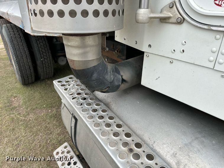 image for item KL9213 1994 Kenworth T800  dump truck