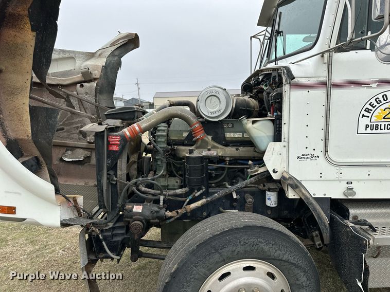 image for item KL9213 1994 Kenworth T800  dump truck