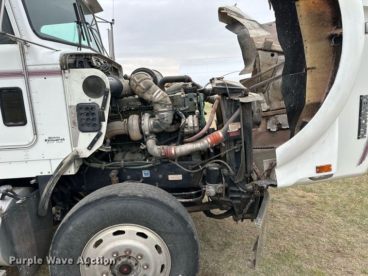 image for item KL9213 1994 Kenworth T800  dump truck