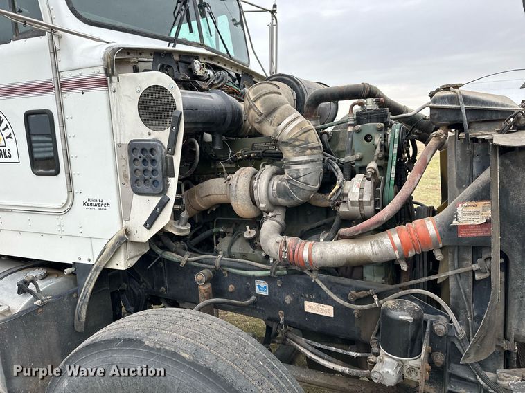 image for item KL9213 1994 Kenworth T800  dump truck